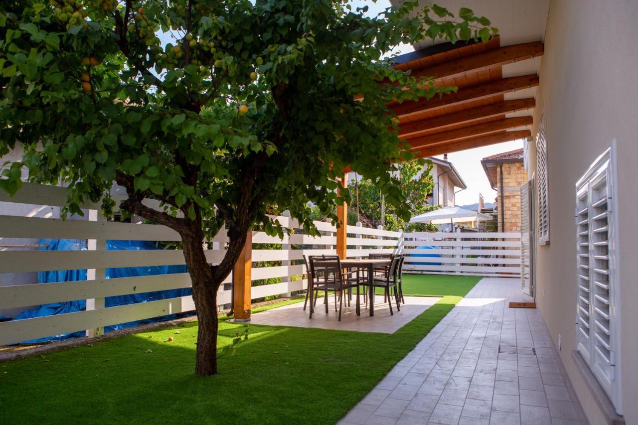 Aria Di Sale Bed & Breakfast Мартинсикуро Екстериор снимка