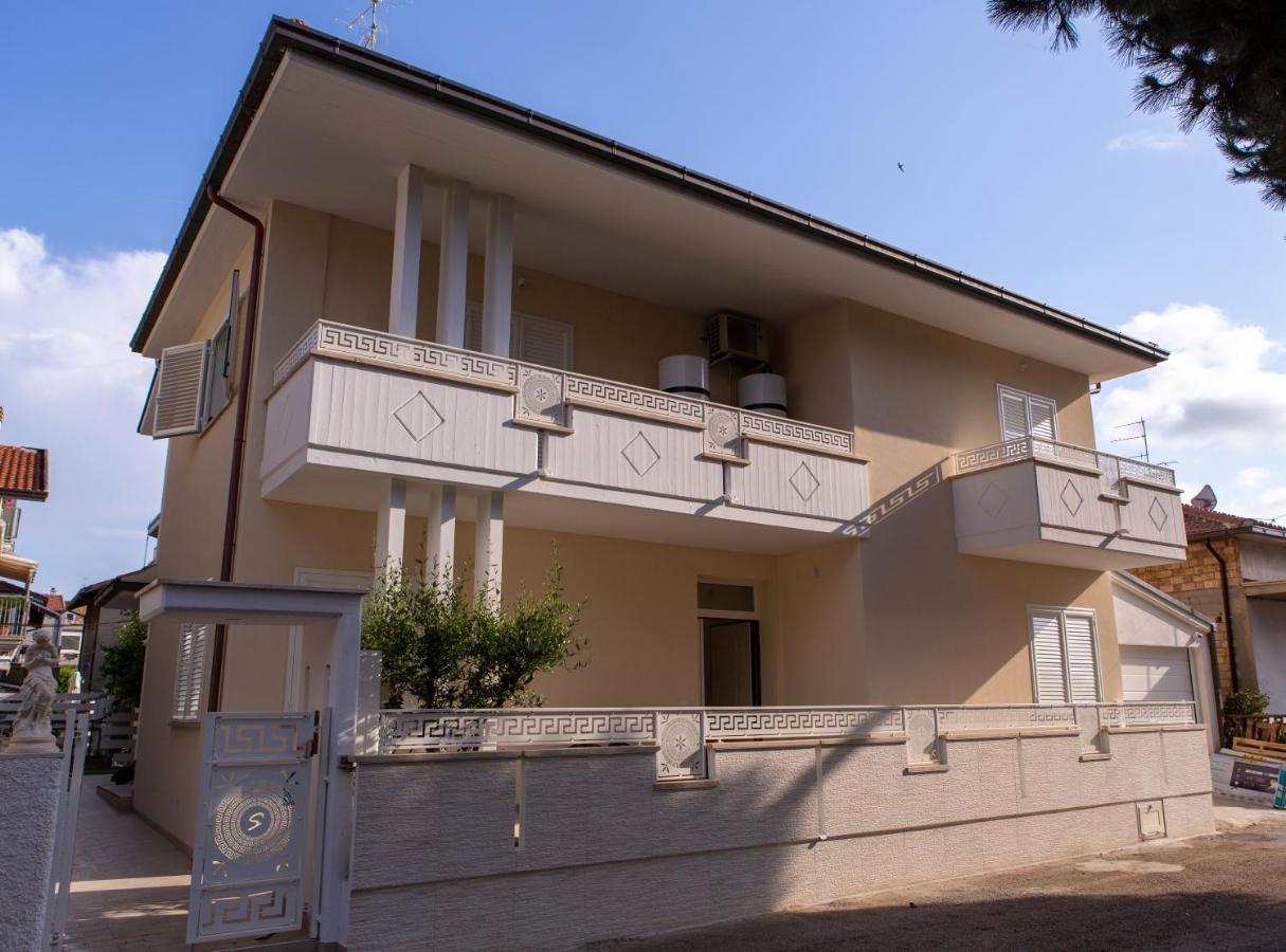 Aria Di Sale Bed & Breakfast Мартинсикуро Екстериор снимка