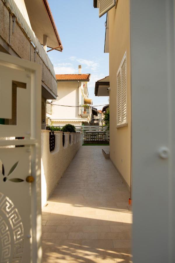 Aria Di Sale Bed & Breakfast Мартинсикуро Екстериор снимка